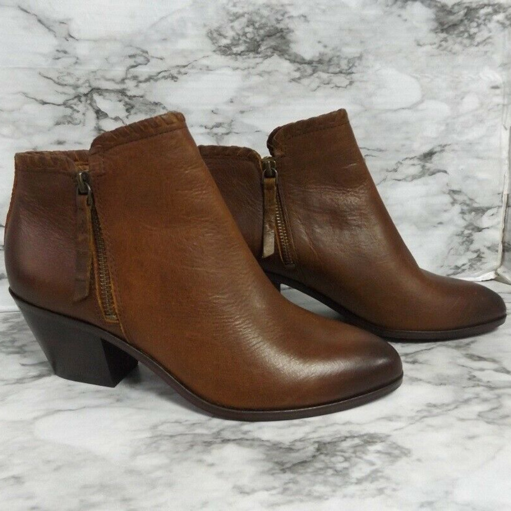 NEW Frye & Co. Leather Side Zip Booties - Cody SZ